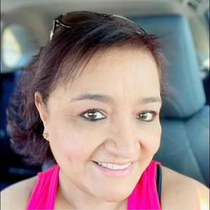Meet your Posher, Maricela